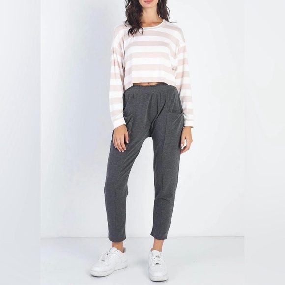 RESERVED BUNDLE Camera Crossbody Bag in Stone + Charcoal Ruffle Trim Sweatpants - Picture 7 of 7